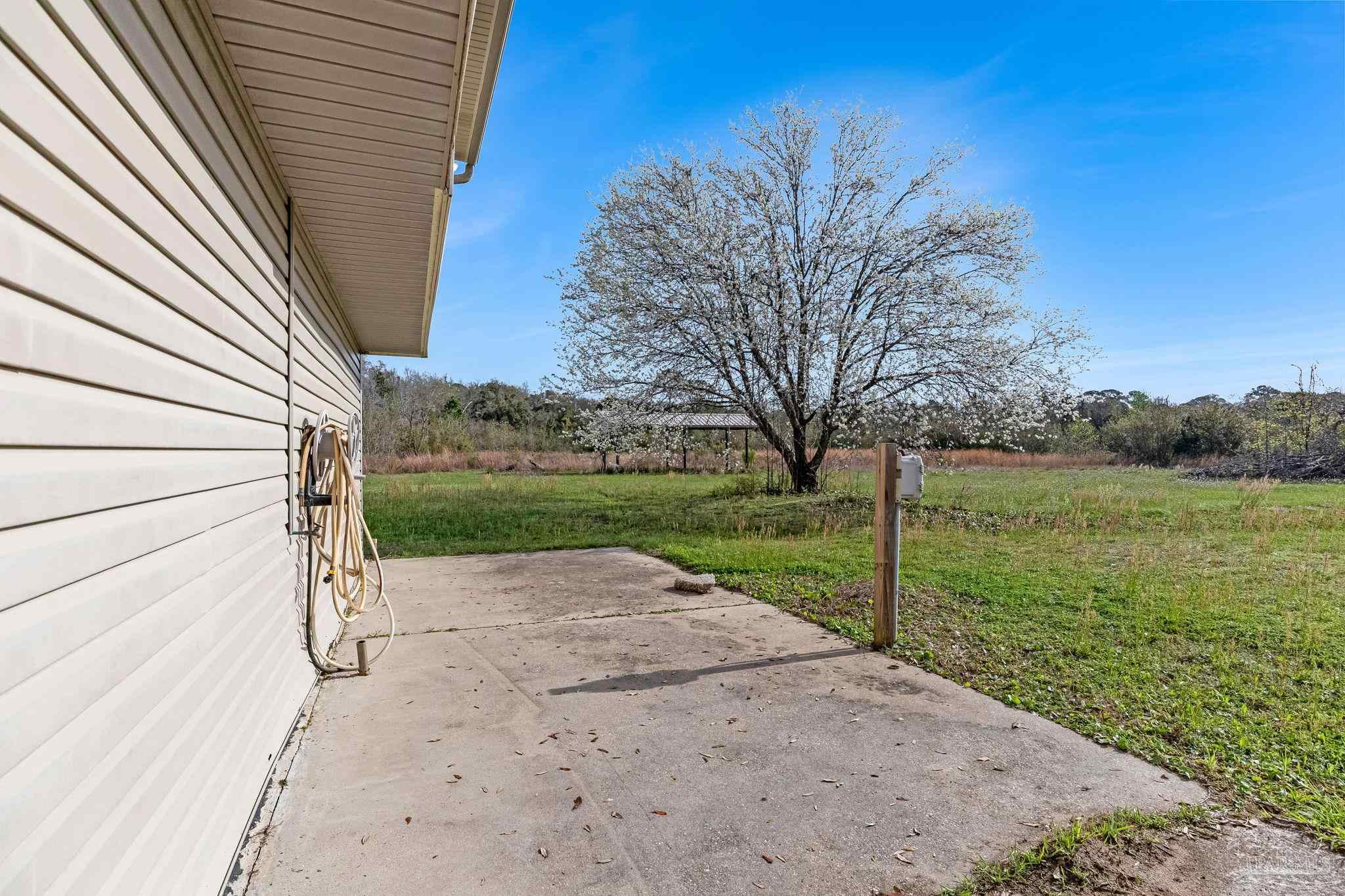 302 Garcon Point Road Milton, FL 32583 - Photo 44 of 51