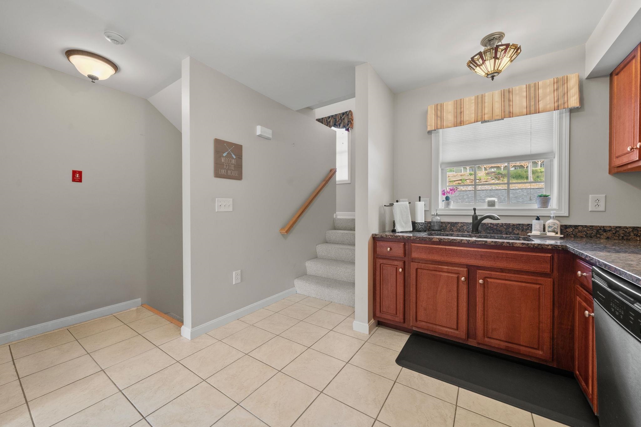 28 Shane Way, Unit 2 Laconia, NH 03246 - Photo 29 of 40