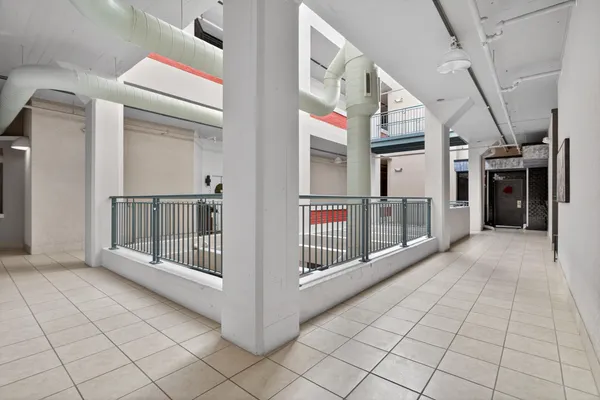 $277,900 | 109 West Washington Avenue, Unit 16, Jackson, MI 49201