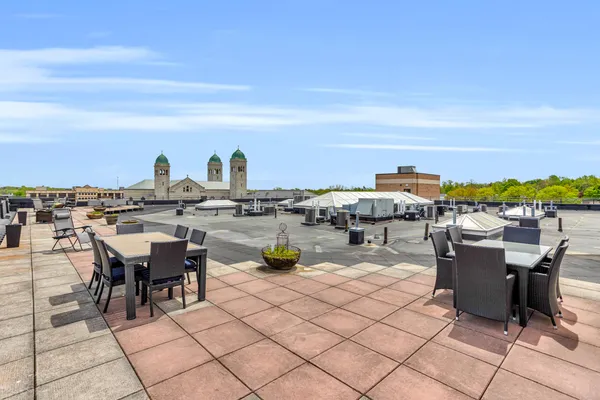 $277,900 | 109 West Washington Avenue, Unit 16, Jackson, MI 49201