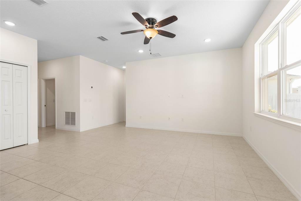 3 Oakleaf Way Palm Coast, FL 32137 - Photo 10 of 59