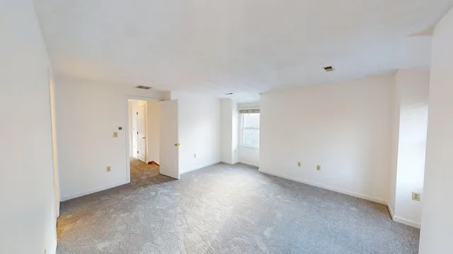 $4,400 | 95 Pleasant Street, Watertown, MA 02472