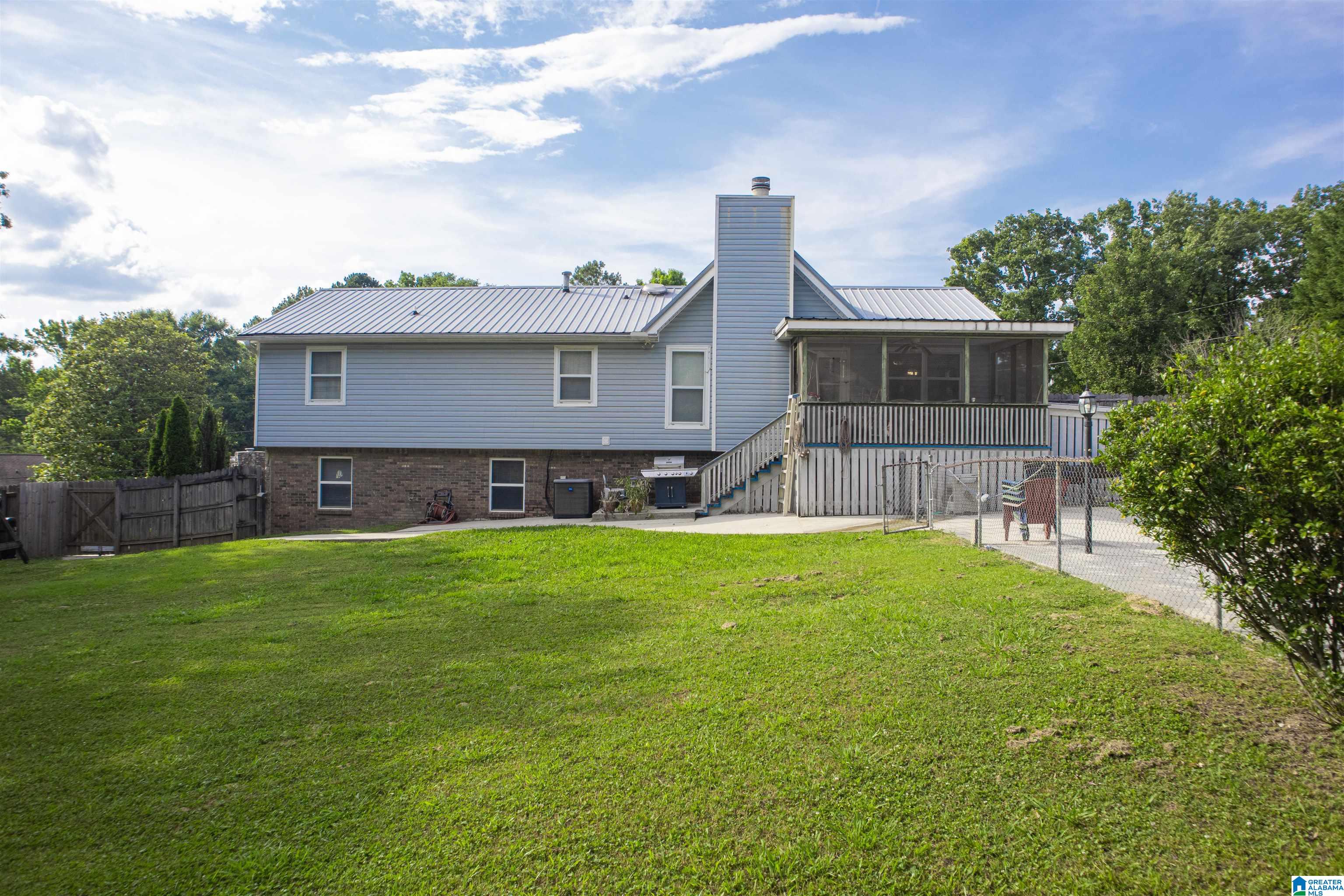 55 Huntmaster Lane Pelham, AL 35124 - Photo 3 of 8