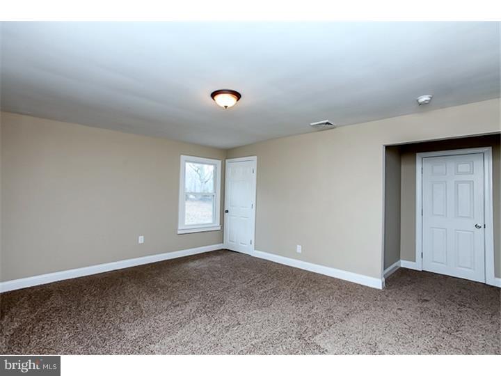 323 Democrat Road Gibbstown, NJ 08027 - Photo 16 of 25 Bedroom