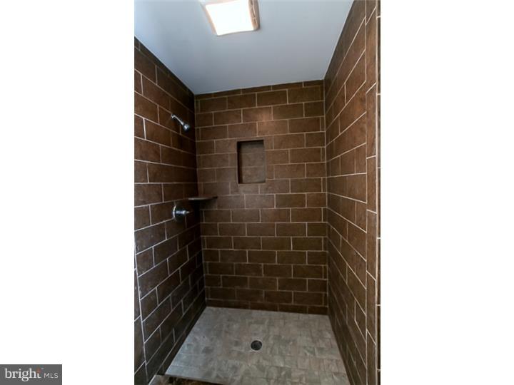 323 Democrat Road Gibbstown, NJ 08027 - Photo 18 of 25
