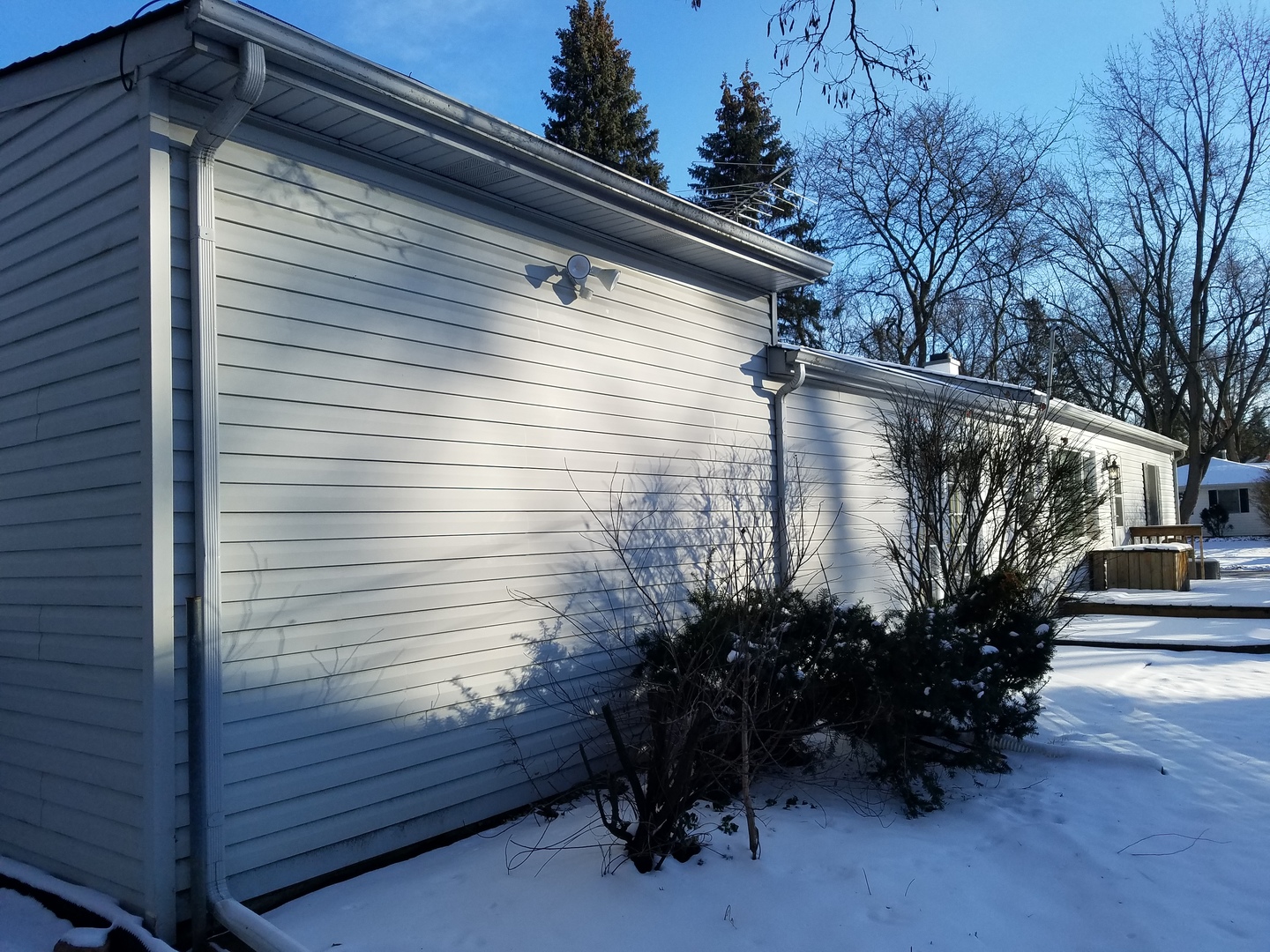 240 Raupp Boulevard Buffalo Grove, IL 60089 - Photo 14 of 15