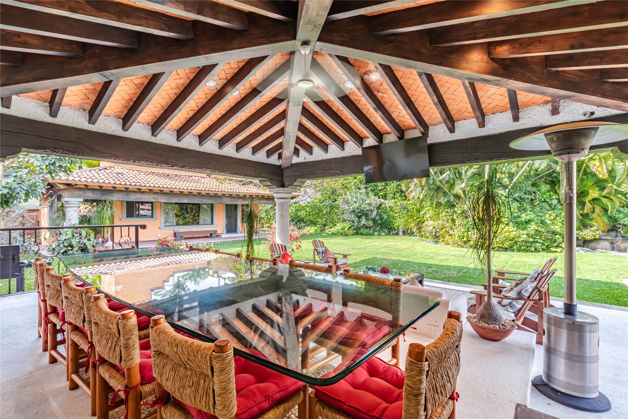 Llamarada Rochester, undefined 62563 - Photo 21 of 50 a outdoor space with patio lots of furniture