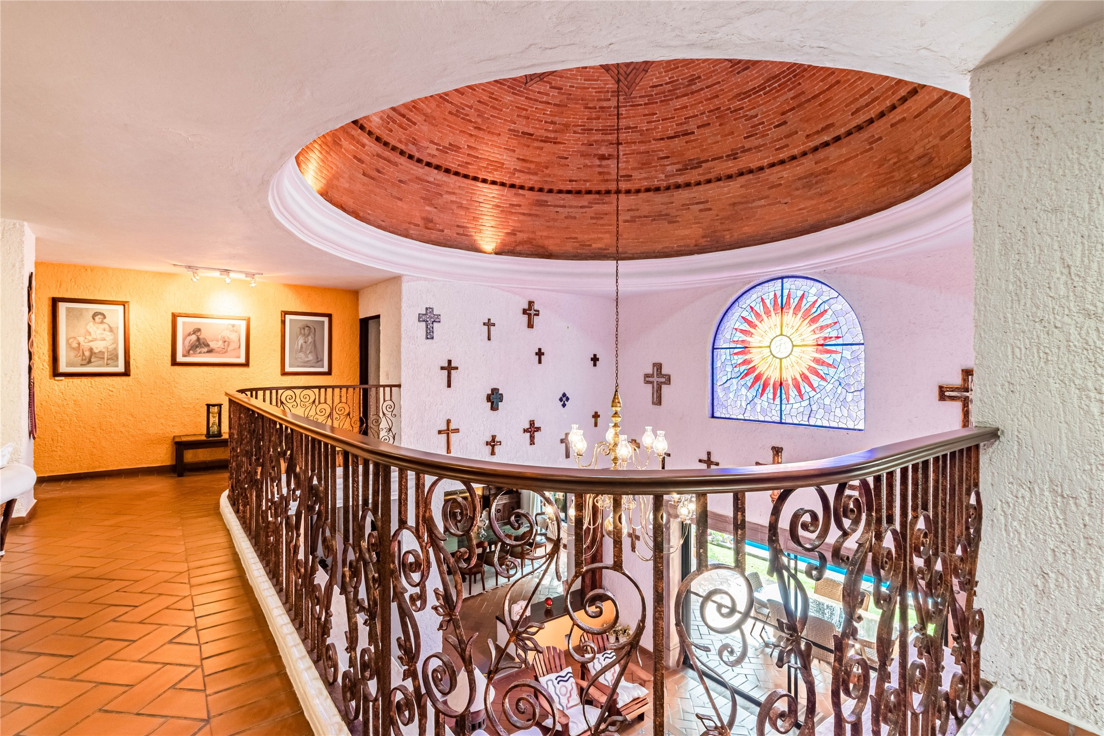 Llamarada Rochester, undefined 62563 - Photo 38 of 50 a view of staircase with umbrella and wooden floor