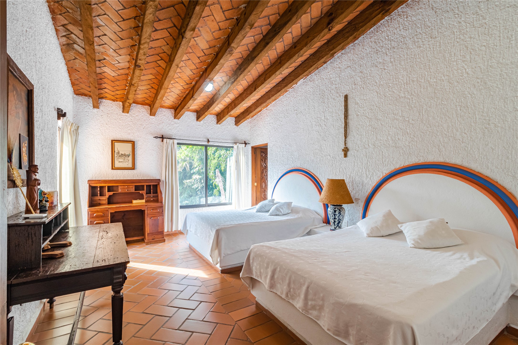 Llamarada Rochester, undefined 62563 - Photo 39 of 50 a bedroom with bed and wooden floor