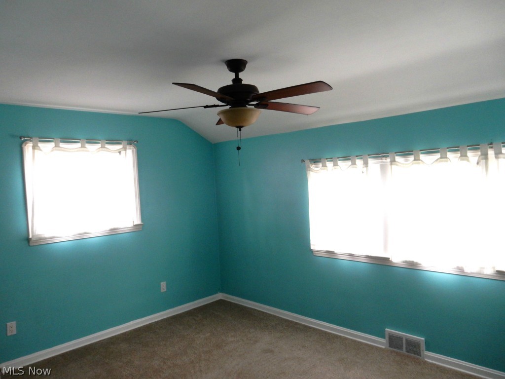 10407 Biddulph Road Cleveland, OH 44144 - Photo 10 of 12 Gallery Image 10