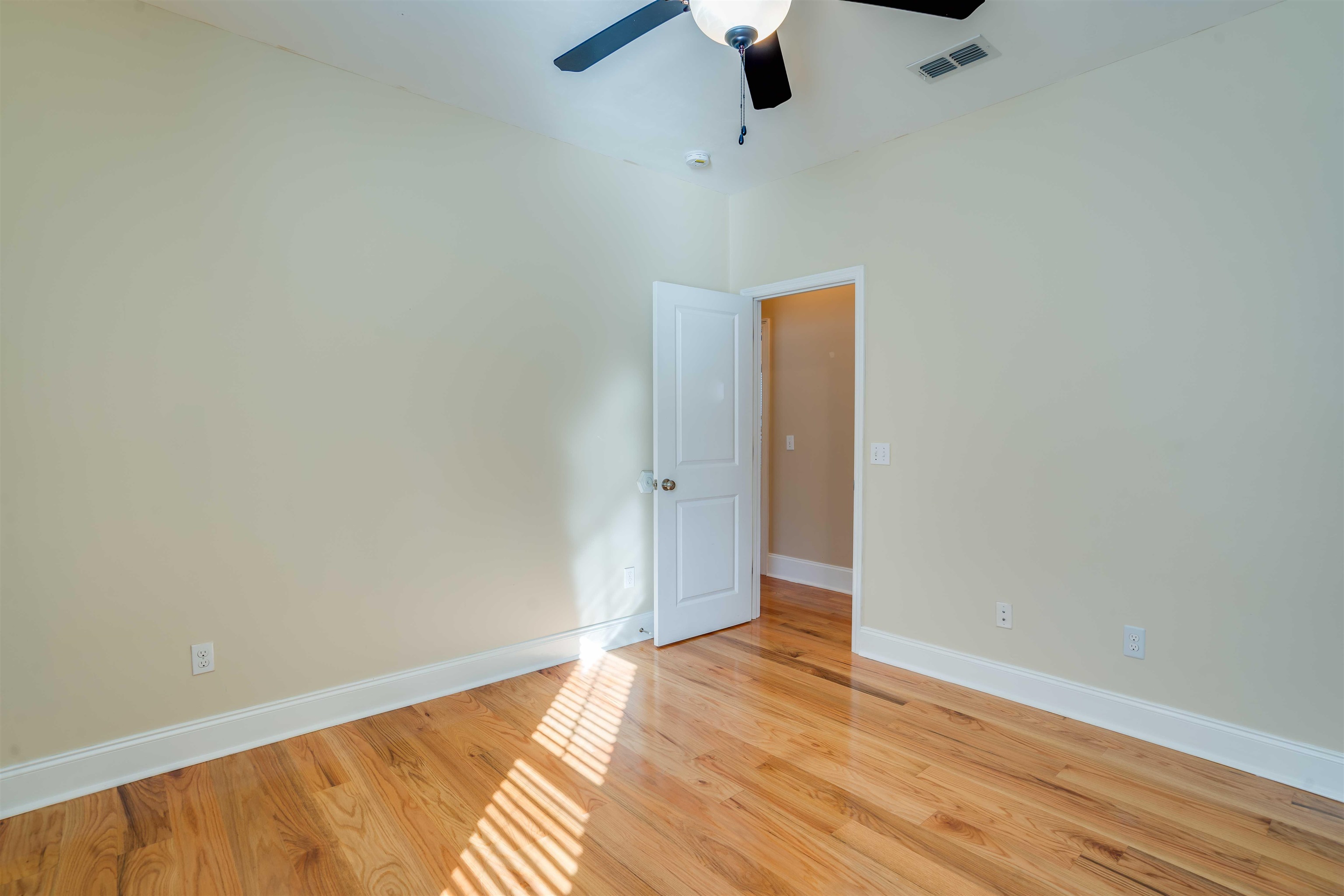 2569 Ulysses Road Tallahassee, FL 32312 - Photo 6 of 42 Gallery Image 6