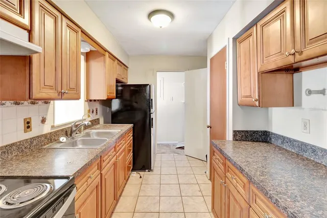 $200,000 | 1021 Hollywood Avenue, Eustis, FL 32726