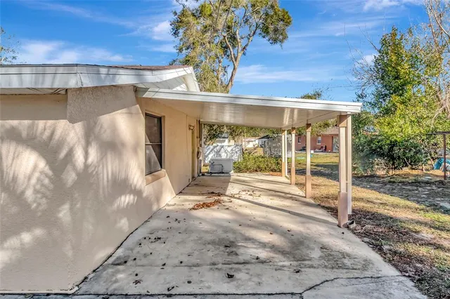 $200,000 | 1021 Hollywood Avenue, Eustis, FL 32726