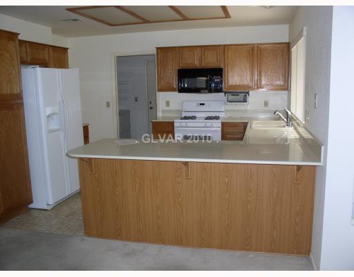 8812 Villa Ridge Drive Las Vegas, NV 89134 - Photo 2 of 6 Kitchen.
