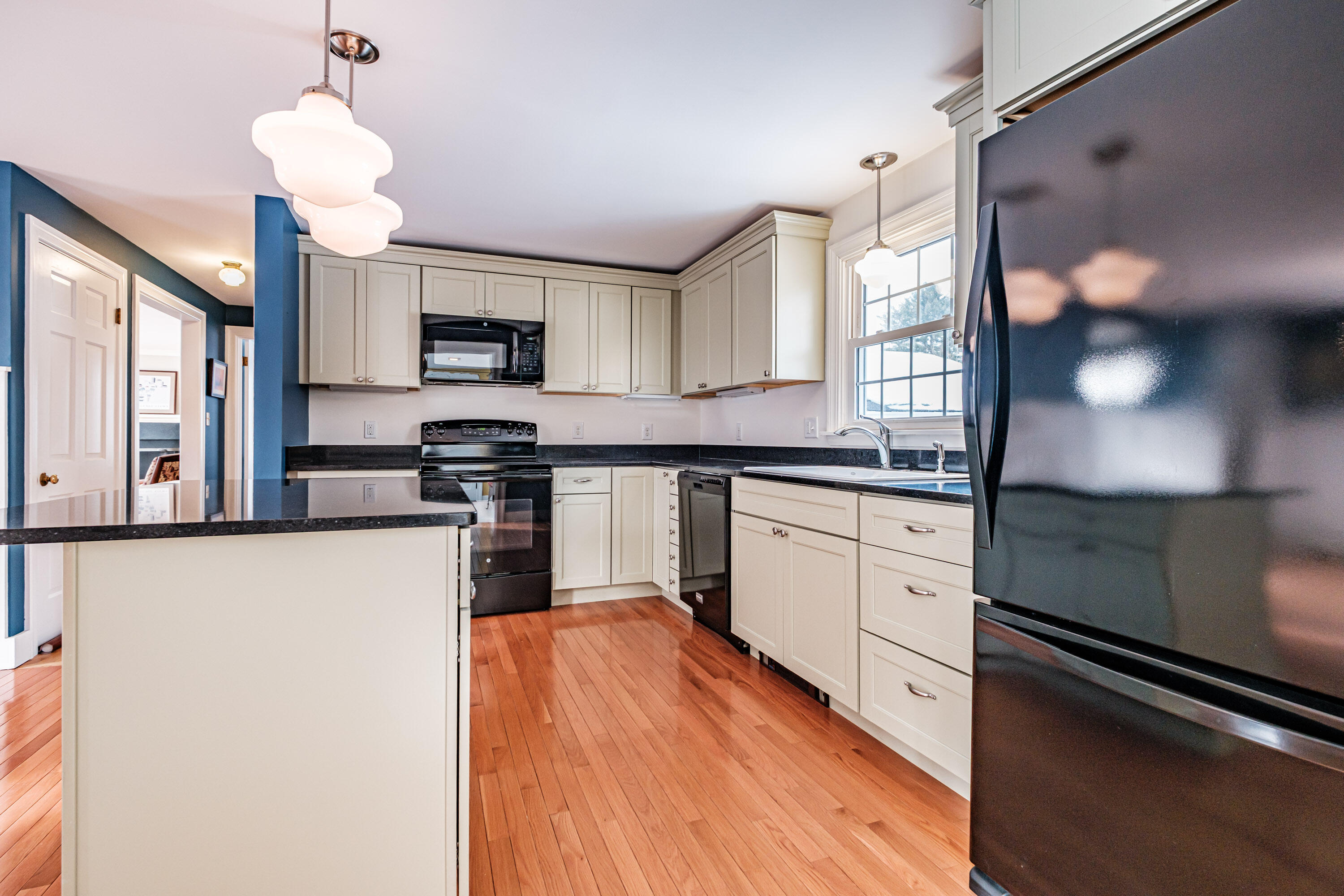 6 Woodside Drive Cumberland, ME 04021 - Photo 15 of 72 20260105gp-61015