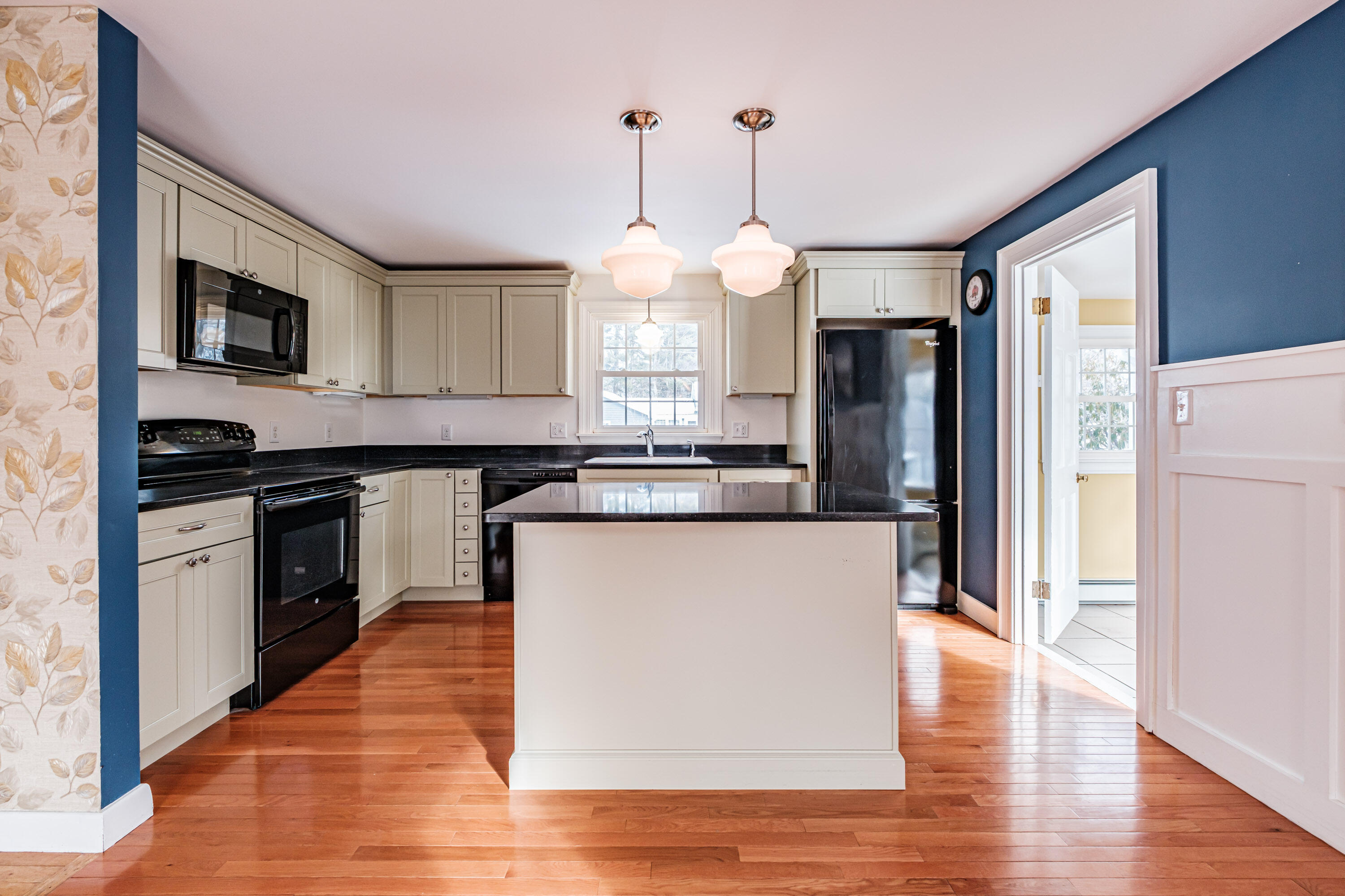 6 Woodside Drive Cumberland, ME 04021 - Photo 18 of 72 20260105gp-61018