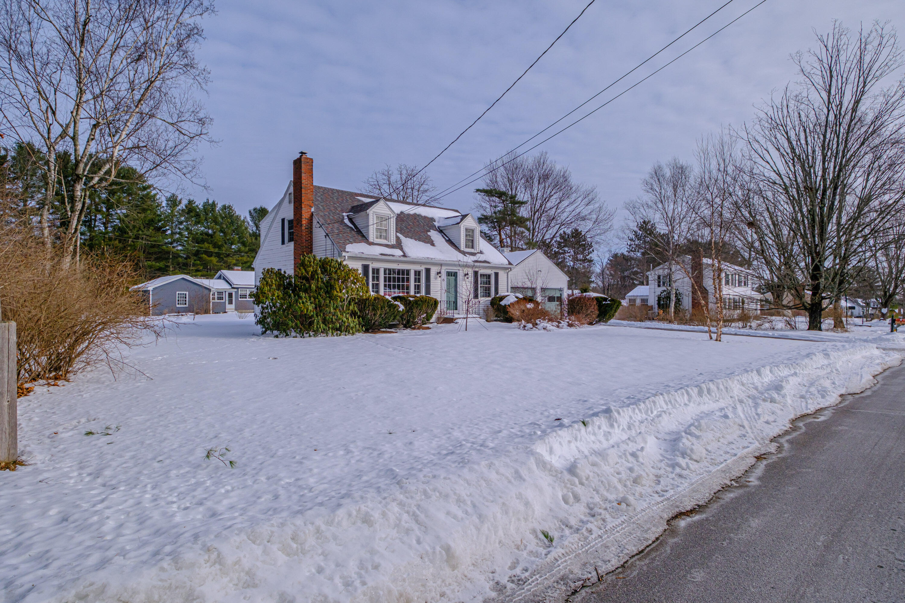 6 Woodside Drive Cumberland, ME 04021 - Photo 2 of 72 20260105gp-61001