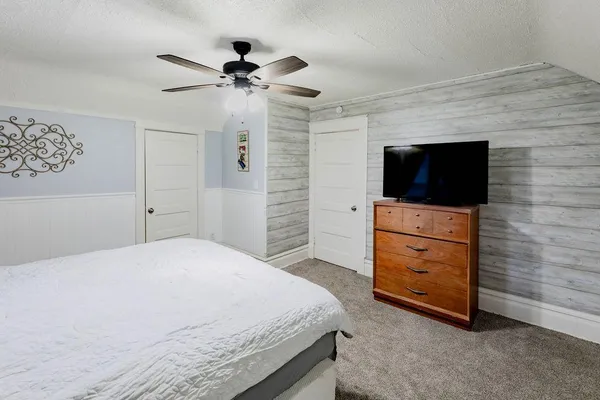 $199,900 | 904 12th Street North, Fargo, ND 58102