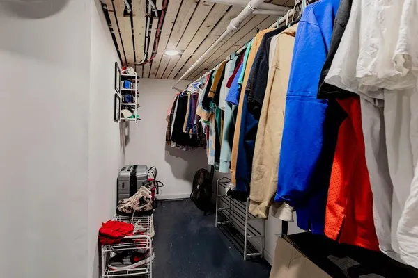 $199,900 | 904 12th Street North, Fargo, ND 58102