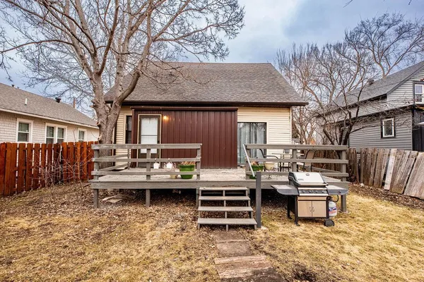 $199,900 | 904 12th Street North, Fargo, ND 58102