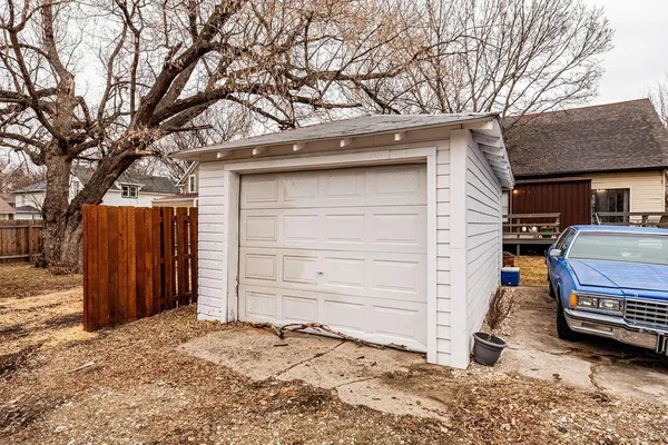 $199,900 | 904 12th Street North, Fargo, ND 58102