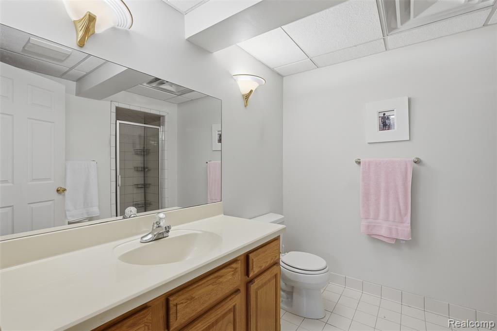 9210 Newburgh Road Livonia, MI 48150 - Photo 15 of 27