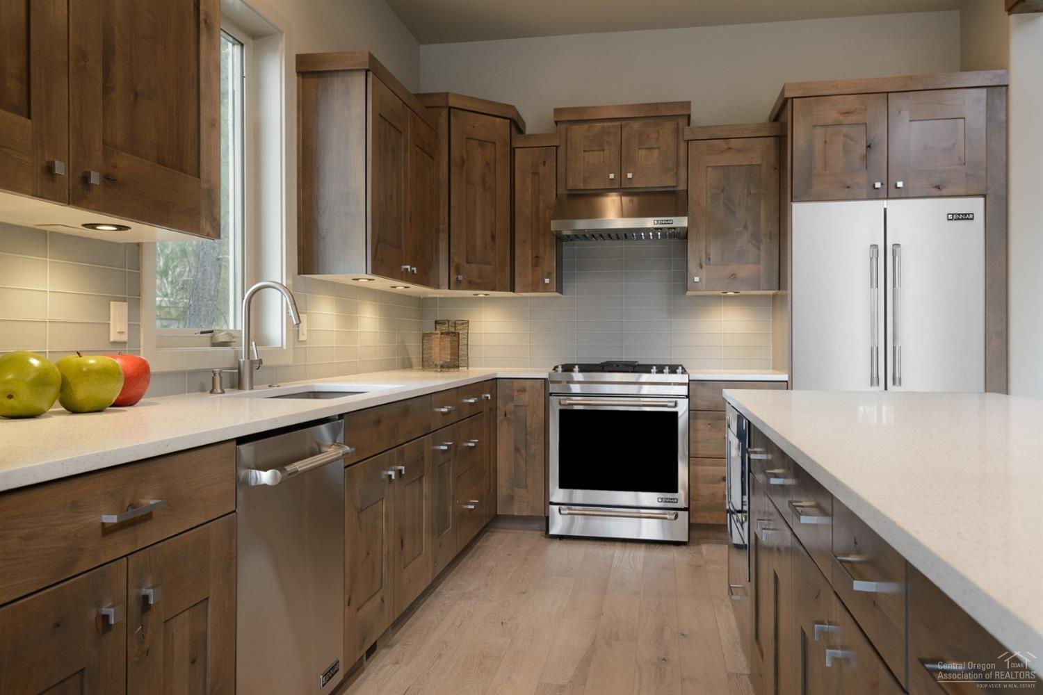 60415 Kangaroo Loop Bend, OR 97702 - Photo 5 of 19 Additional Photo