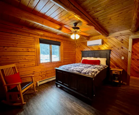 $850,000 | 42 Chickadee Lane, Littleton, NH 03561