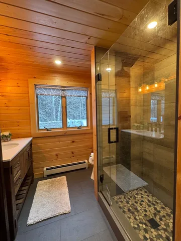 $850,000 | 42 Chickadee Lane, Littleton, NH 03561