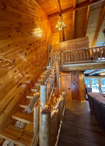 $850,000 | 42 Chickadee Lane, Littleton, NH 03561