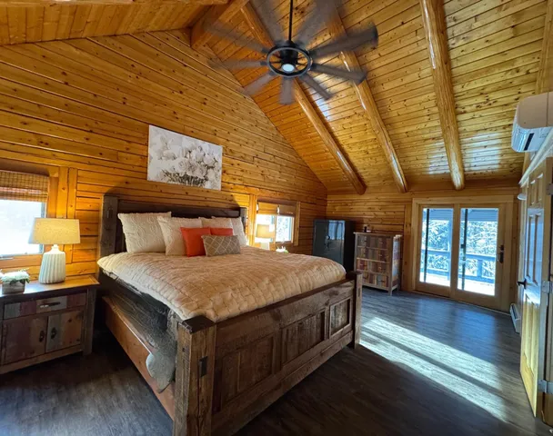 $850,000 | 42 Chickadee Lane, Littleton, NH 03561