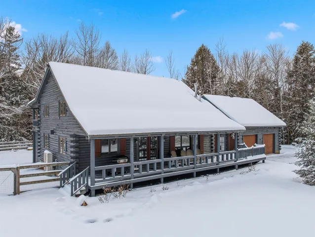 $850,000 | 42 Chickadee Lane, Littleton, NH 03561