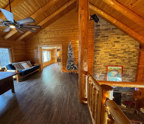 $850,000 | 42 Chickadee Lane, Littleton, NH 03561