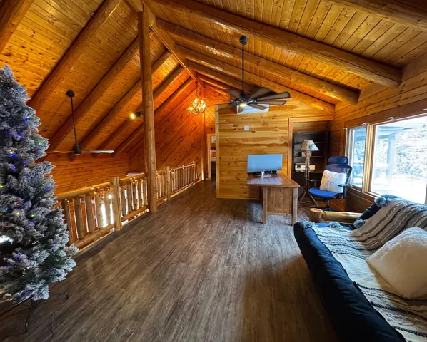 $850,000 | 42 Chickadee Lane, Littleton, NH 03561