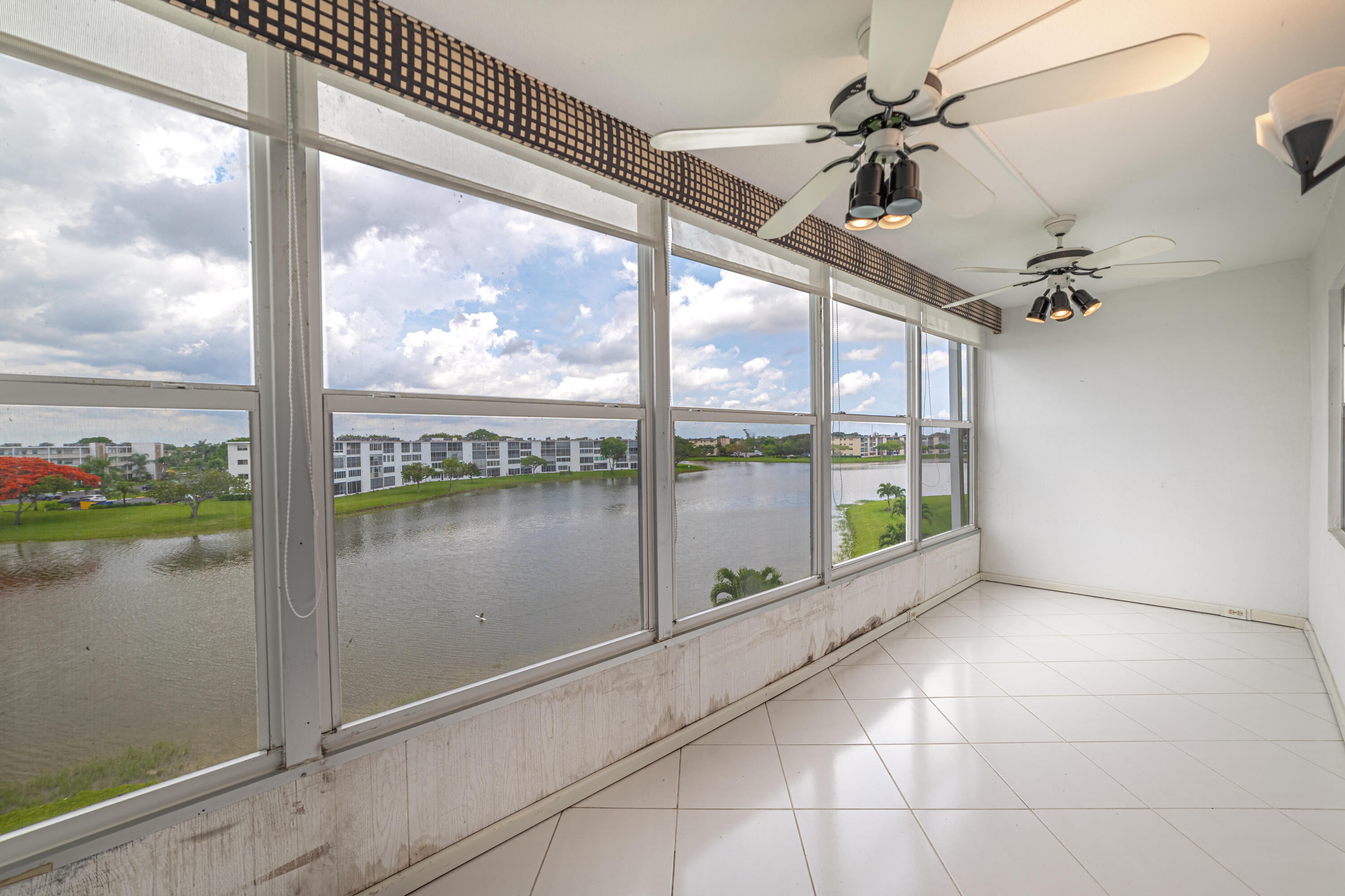 4048 Exeter C, Unit C Boca Raton, FL 33434 - Photo 18 of 25 Balcony