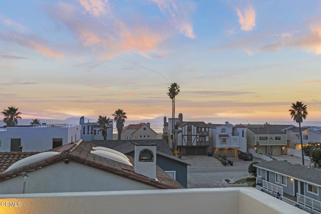 116 Pasadena Avenue Oxnard, CA 93035 - Photo 6 of 52 a view of a city