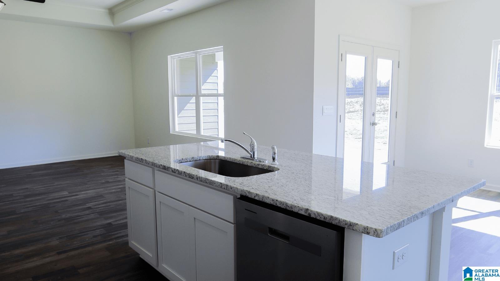 4044 Susie View Lane Alabaster, AL 35007 - Photo 10 of 47