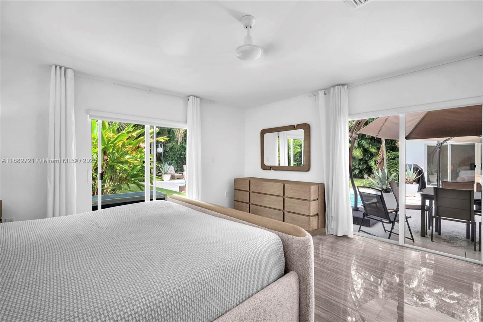 203 Ridgewood Road, Unit 203 Coral Gables, FL 33133 - Photo 13 of 44