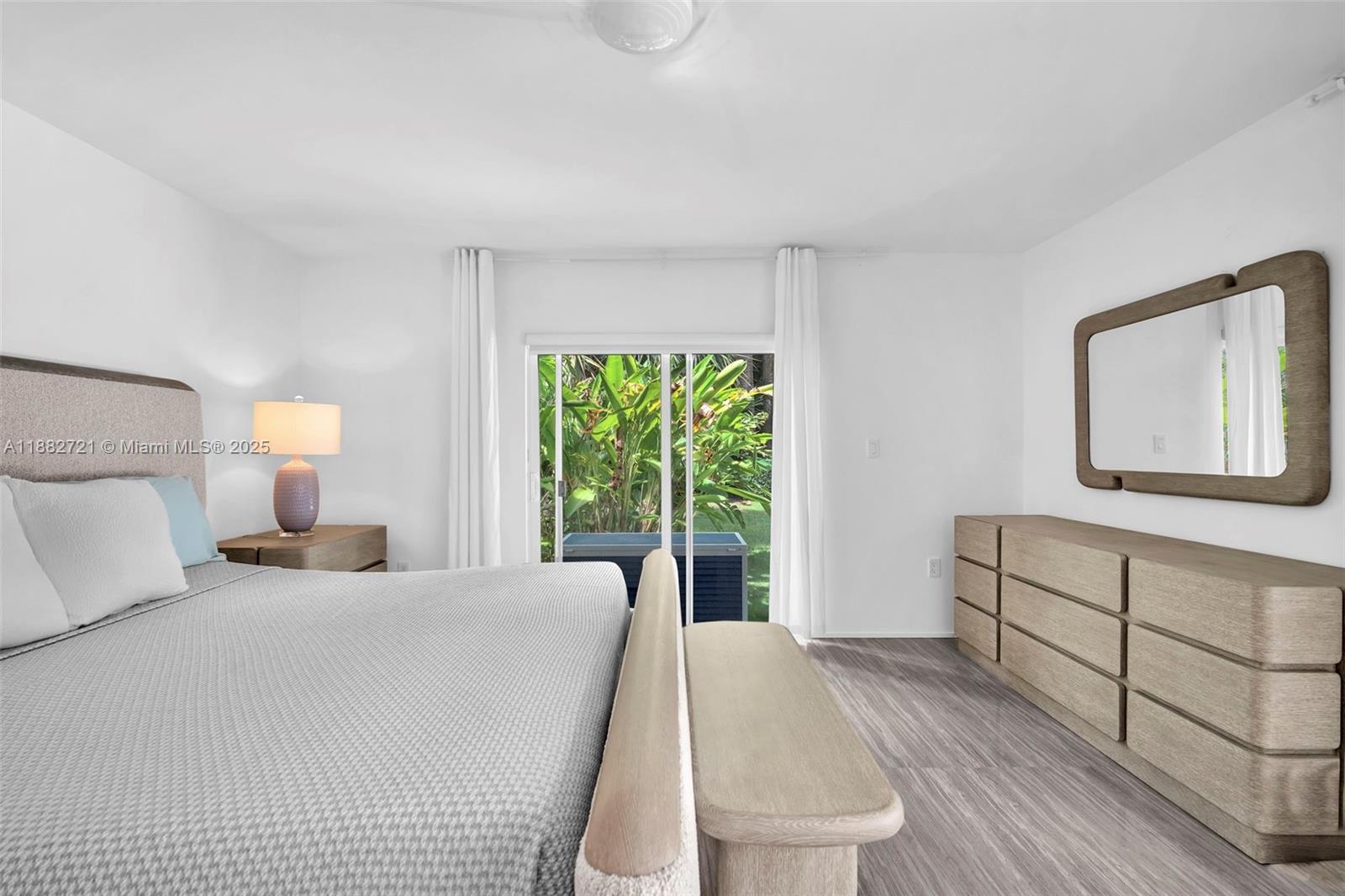 203 Ridgewood Road, Unit 203 Coral Gables, FL 33133 - Photo 14 of 44