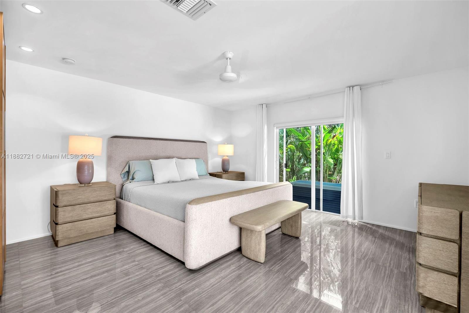 203 Ridgewood Road, Unit 203 Coral Gables, FL 33133 - Photo 15 of 44