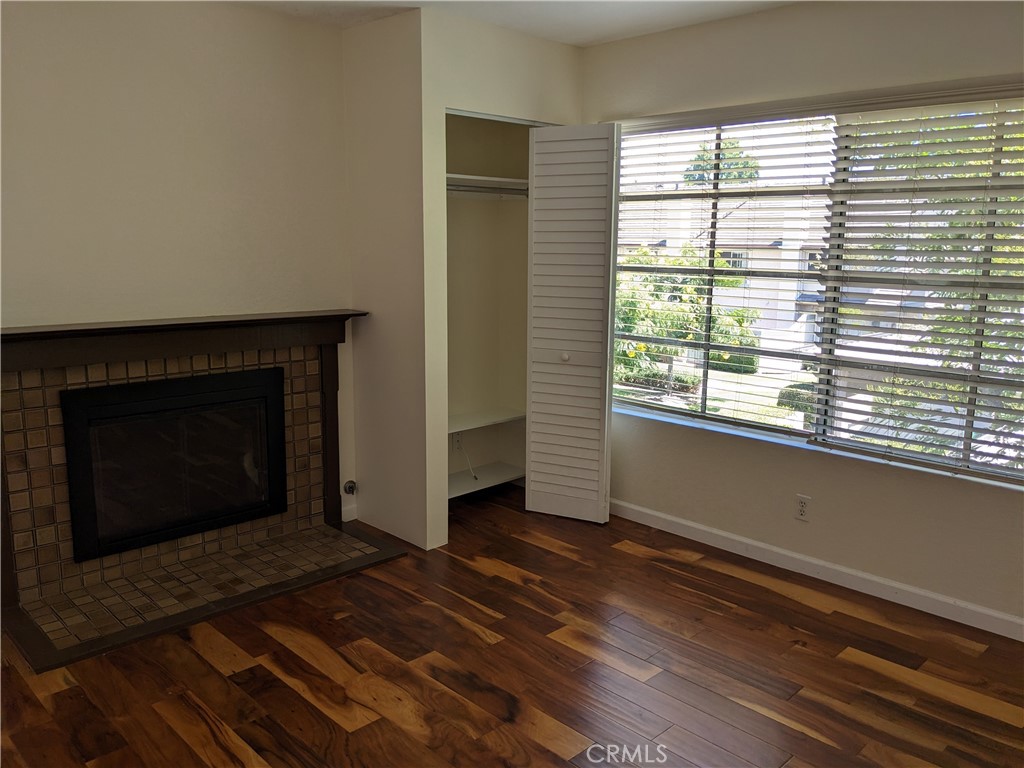 38 Exeter Irvine, CA 92612 - Photo 8 of 14