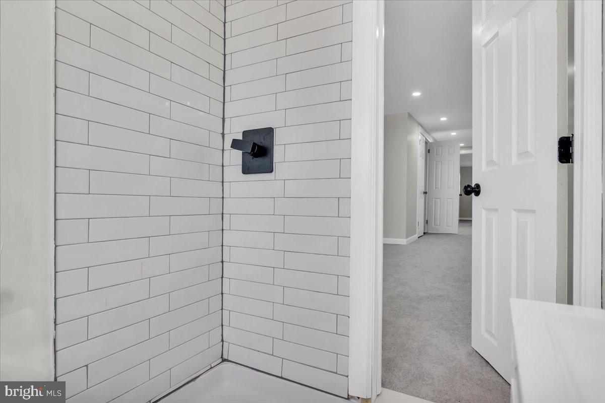 1385 Sanger Street Philadelphia, PA 19124 - Photo 20 of 23