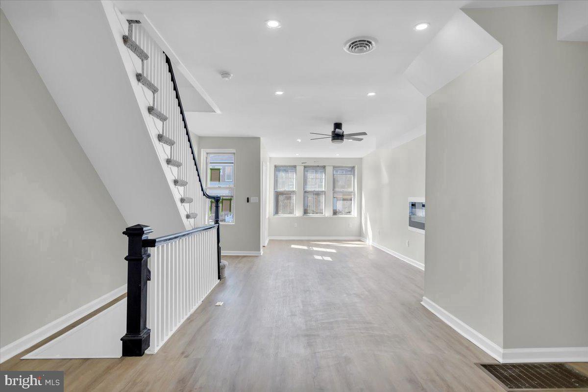 1385 Sanger Street Philadelphia, PA 19124 - Photo 6 of 23