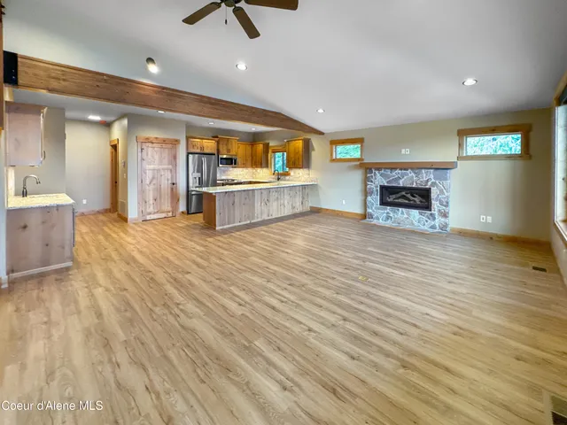 $1,350,000 | 27 Fremont Lane, Nordman, ID 83848