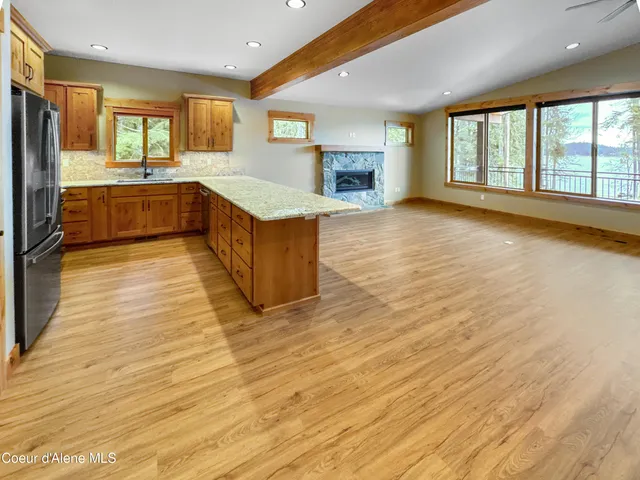 $1,350,000 | 27 Fremont Lane, Nordman, ID 83848