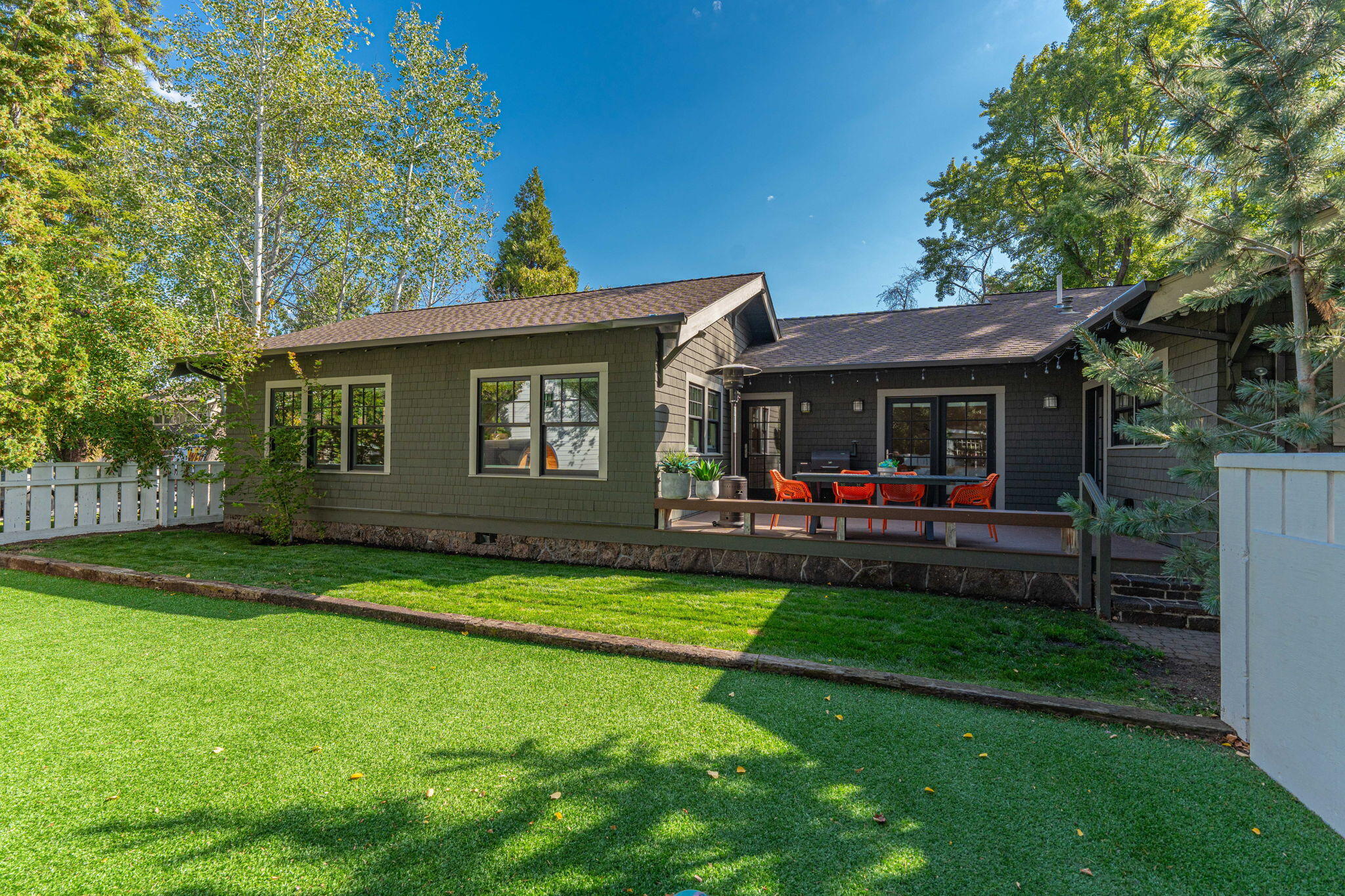 434 Northwest Drake Road Bend, OR 97703 - Photo 50 of 65 Room to play and entertain