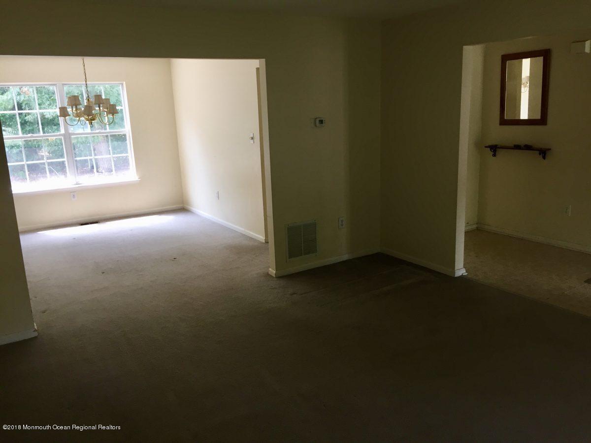 78 Timberline Road Bayville, NJ 08721 - Photo 5 of 15 5