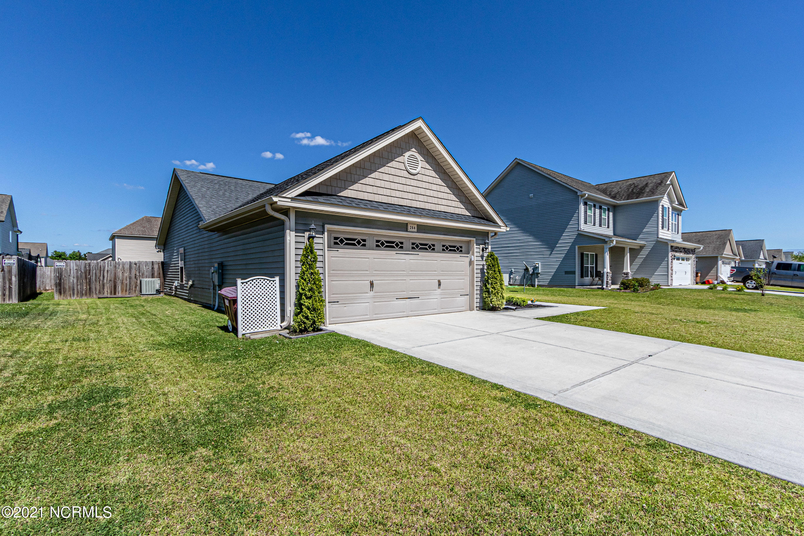 264 Merin Height Road Jacksonville, NC 28546 - Photo 3 of 29 Rebecca (8 of 13)