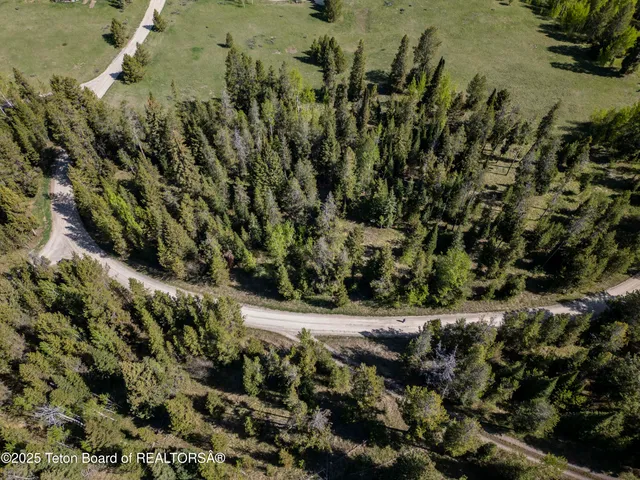 $1,795,000 | 3675 West Highland Trail, Wilson, WY 83014
