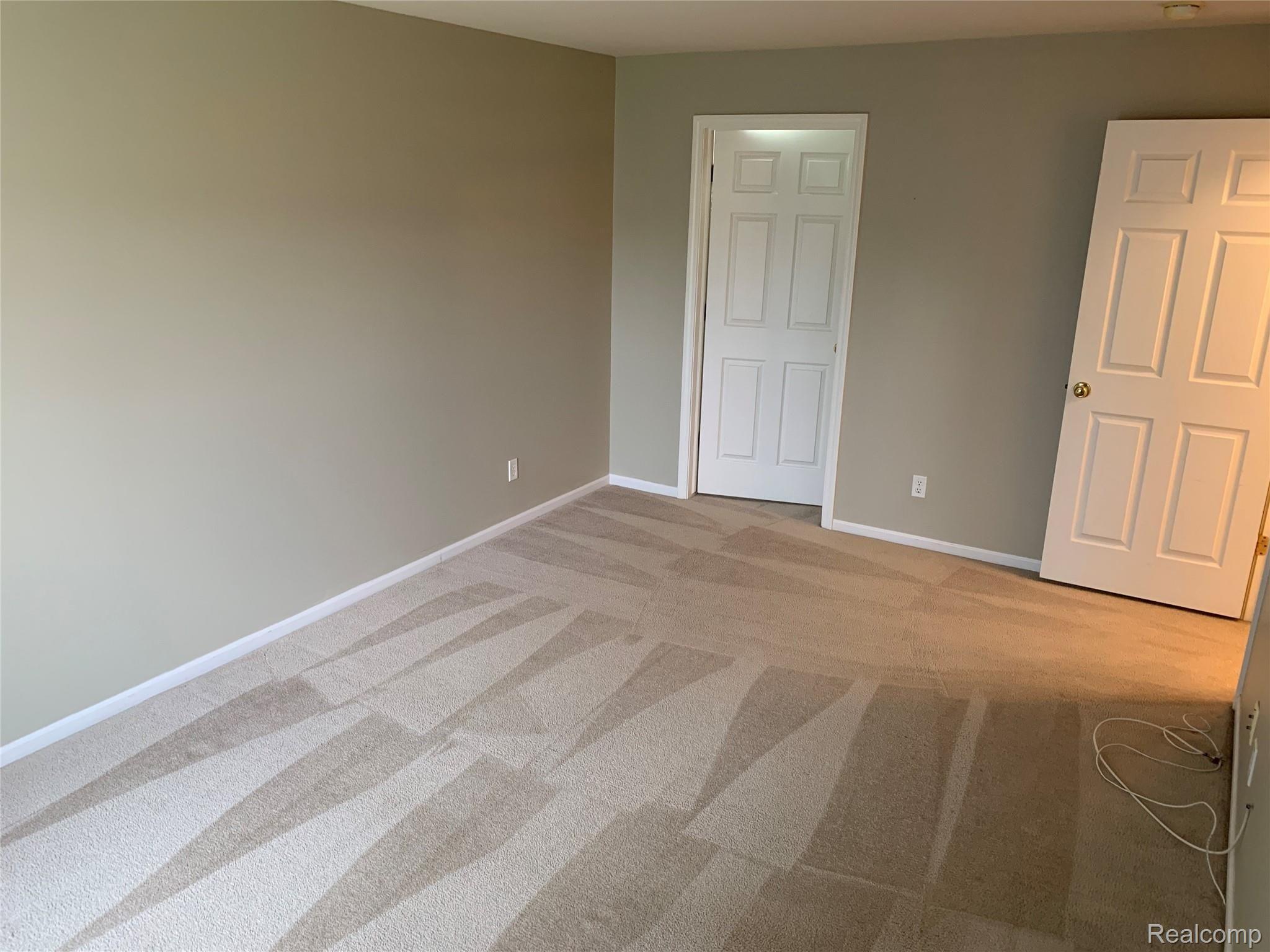 3593 Tremonte Circle, Unit 317 Rochester, MI 48306 - Photo 19 of 28 722D797C-A41A-4138-929D-E7170DC9B57A.jpeg